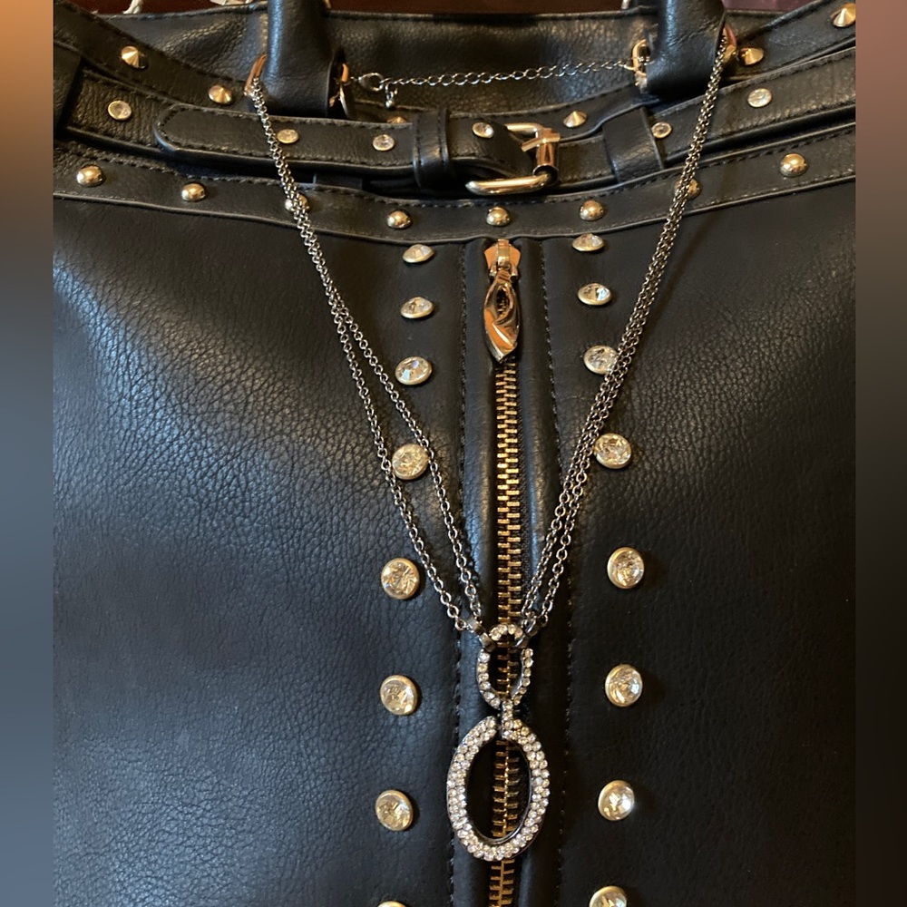 Necklace, 2 Hoops of Faux Crystals, Double chain meets at the top of the pendant - Picture 6 of 14